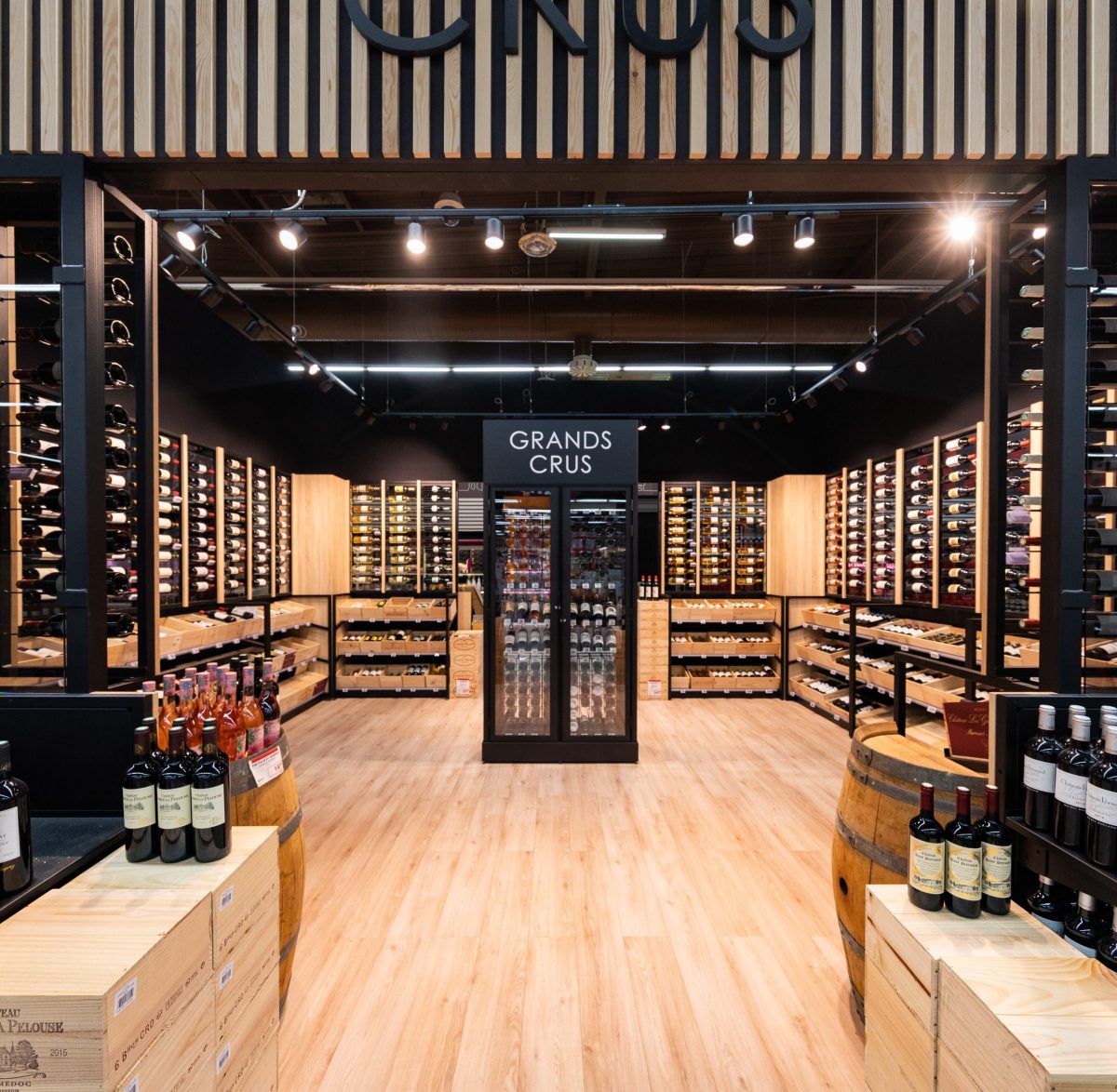 cora Concorde wine department