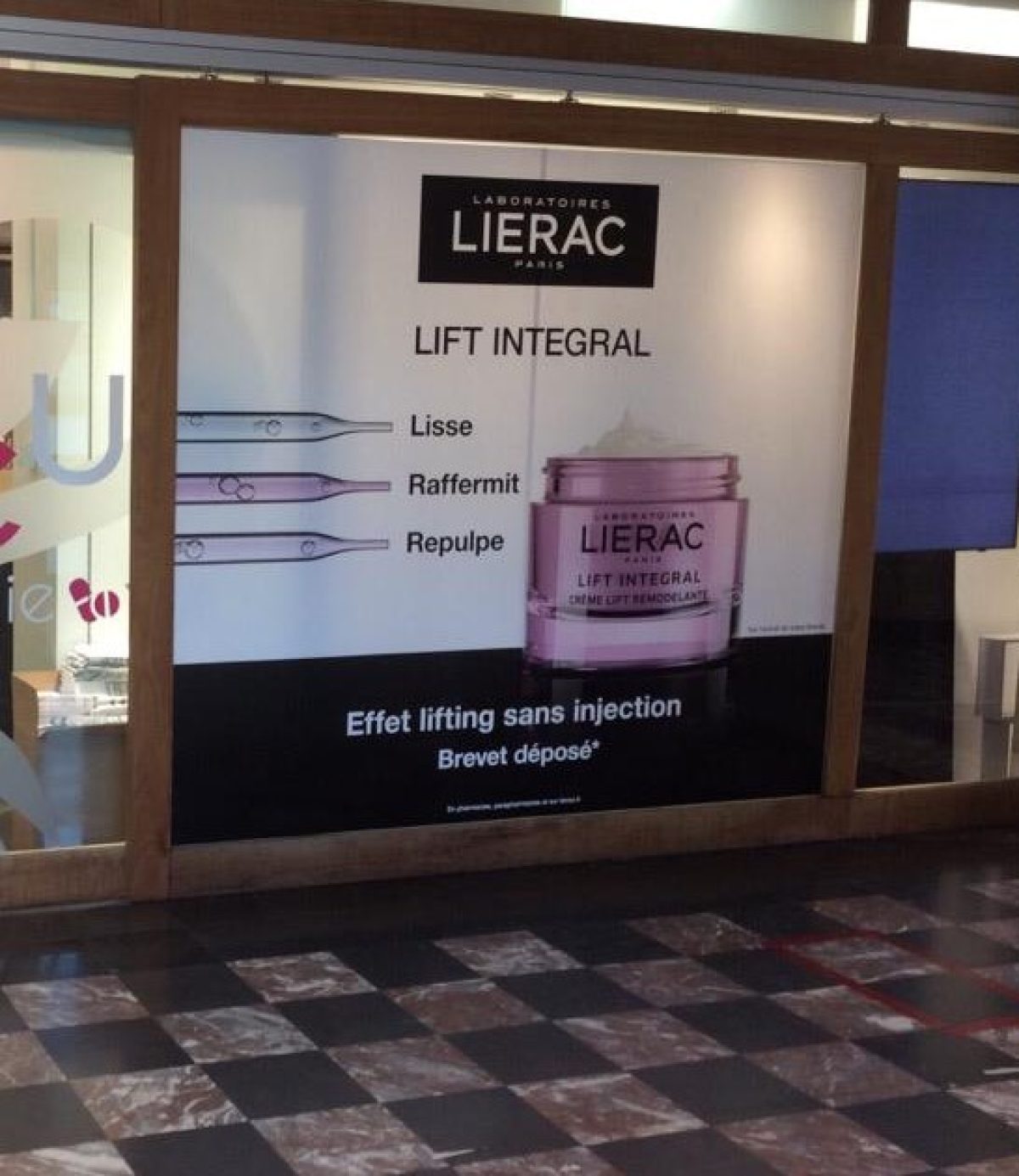 Vitrophanie Lierac (Ales Groupe)