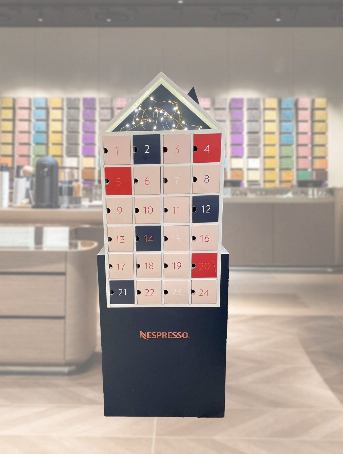 Permanent meubilair Nespresso (IZE Agency)