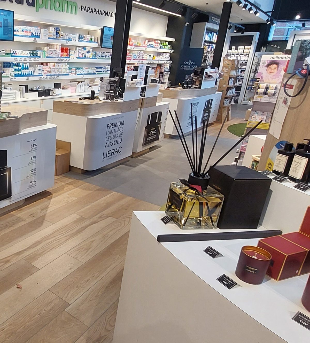 Native Lierac winkelaankleding