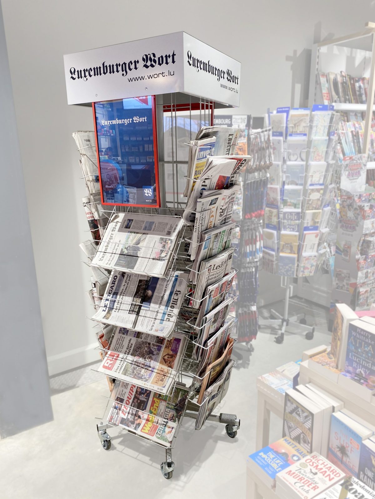 Valora Luxembourg-vloerdisplay